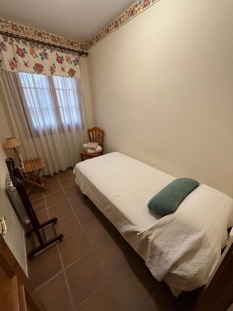 Cal Cuaresma Villa Isona Bagian luar foto